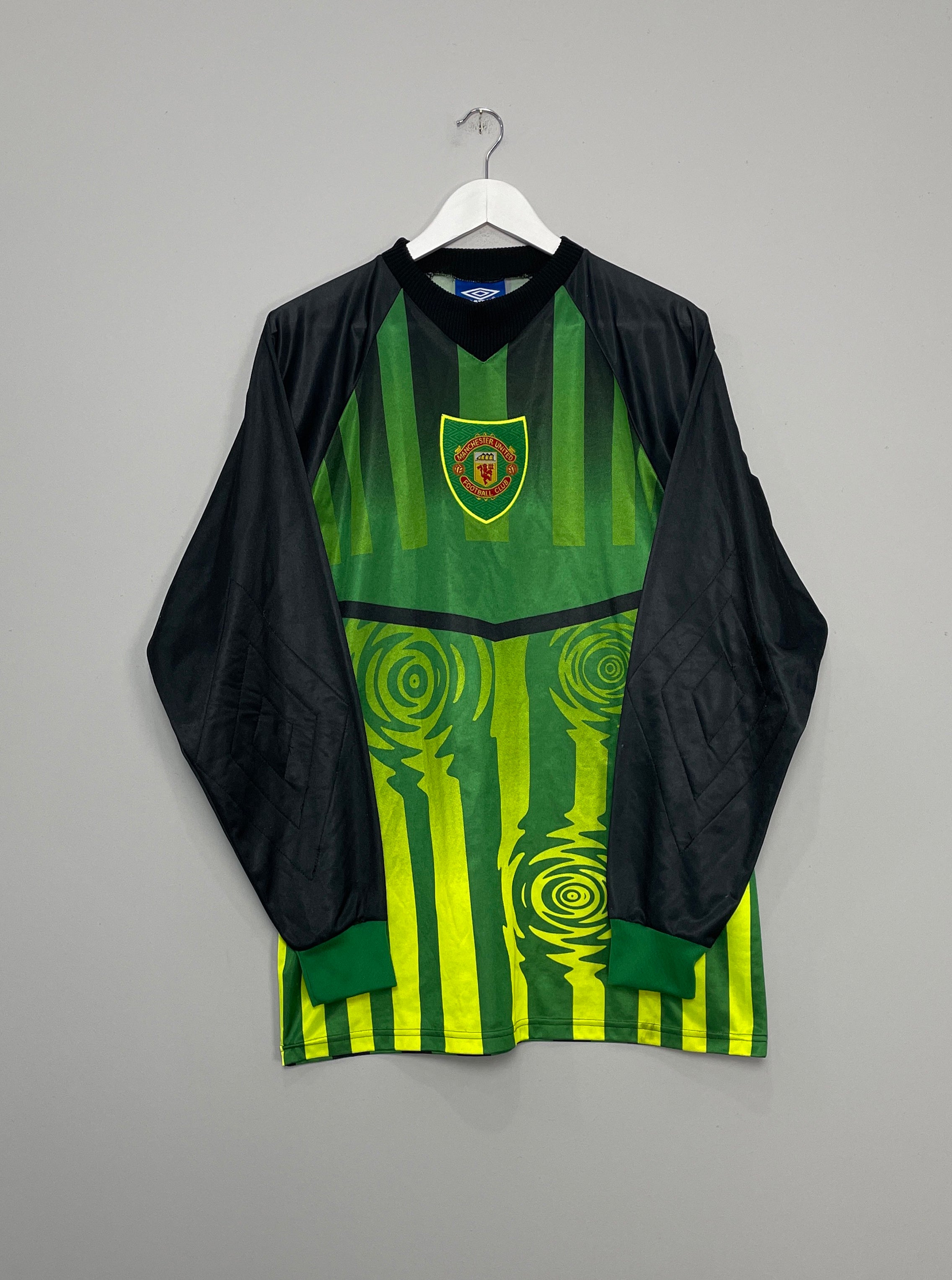Celtic 1997-98 GK Away Kit