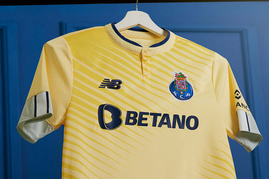 FC Porto 22/23 Away Kit