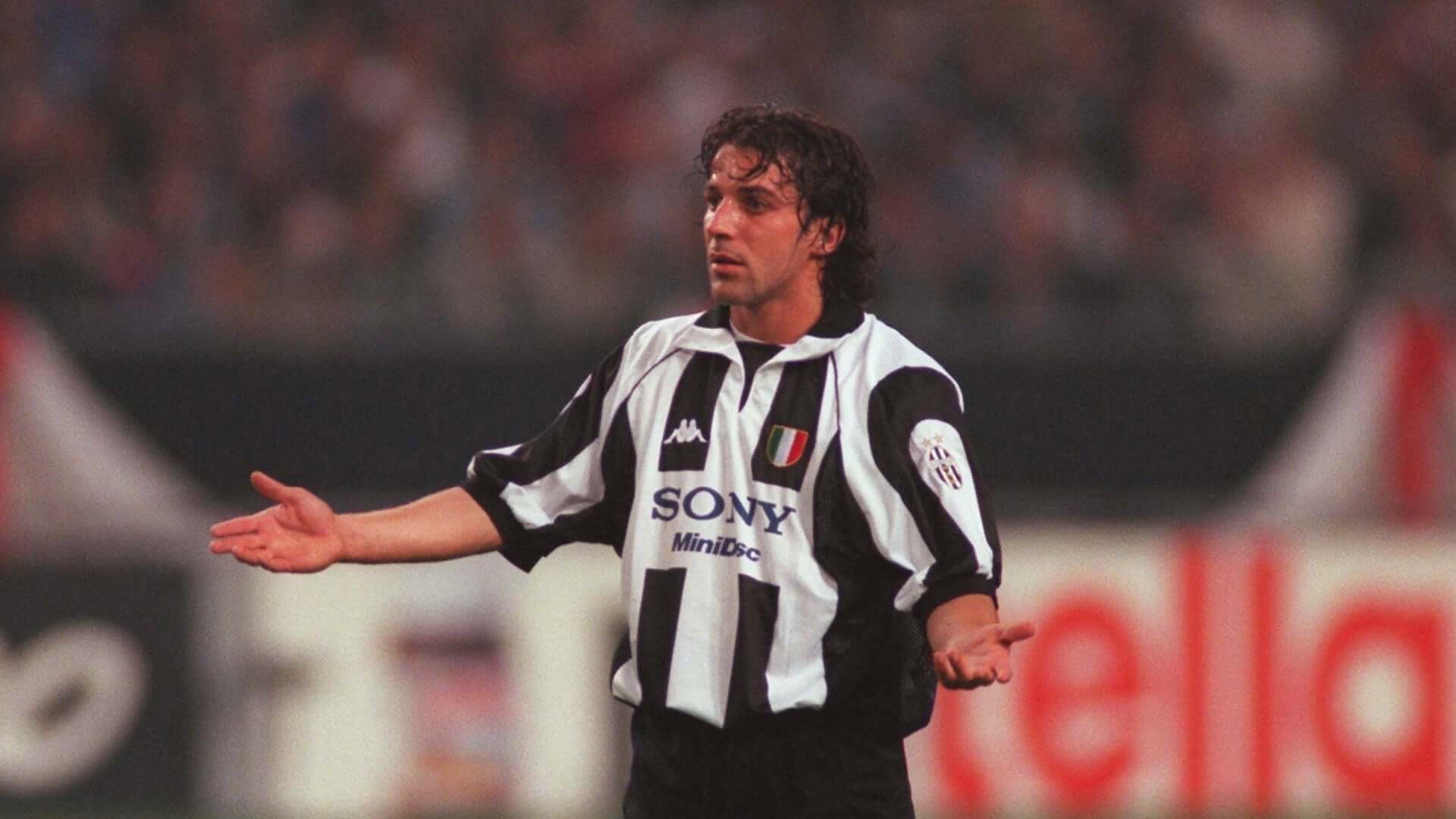 A CAREER IN KITS: DEL PIERO