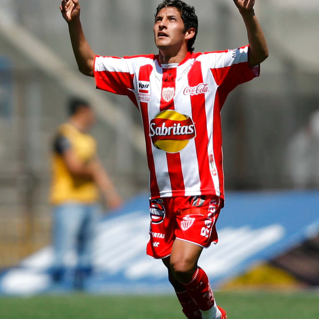 TOP FIVE NECAXA SHIRTS