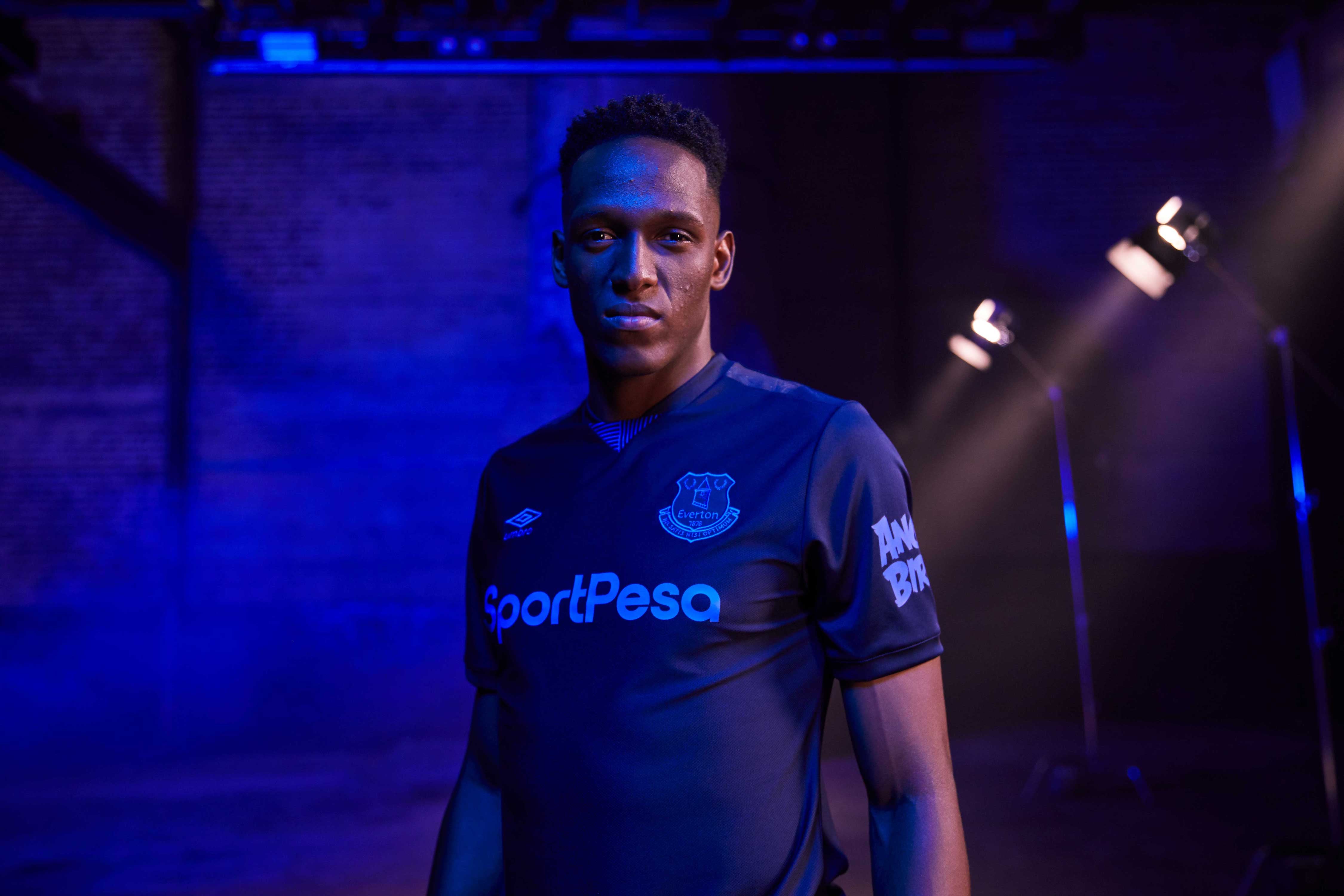 UMBRO RELEASE EVERTON THIRD SHIRT