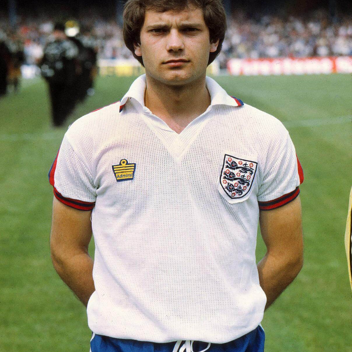 A CAREER IN KITS: RAY WILKINS FOOTBALL SHIRTS