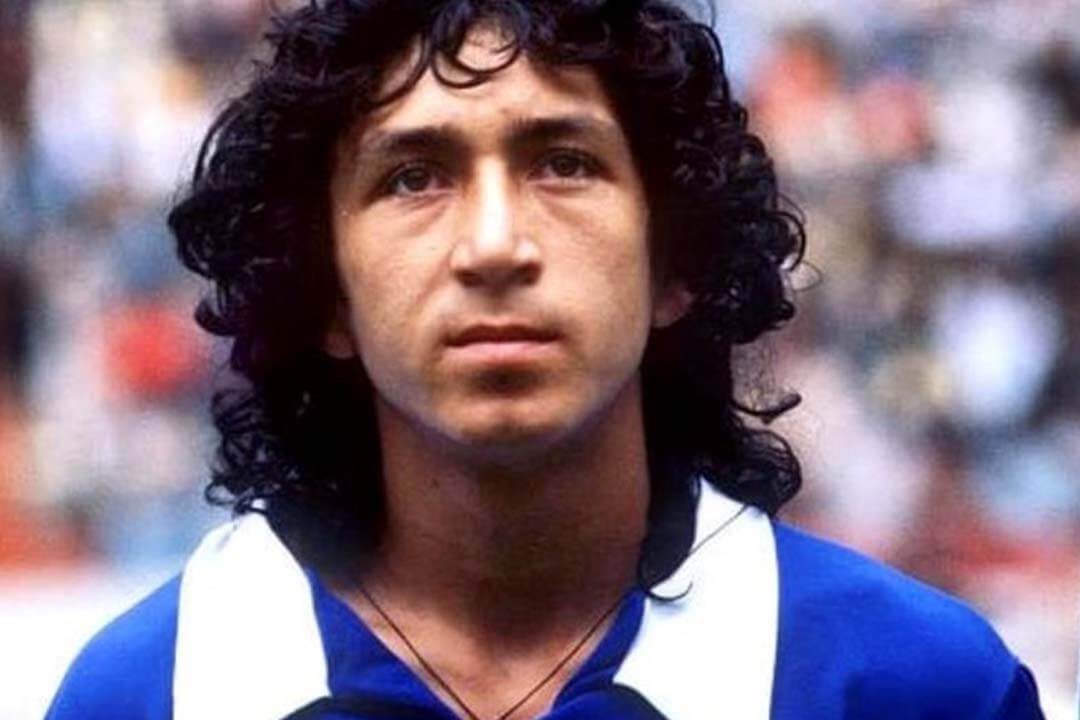 CULT HEROES - MAGICO GONZALEZ