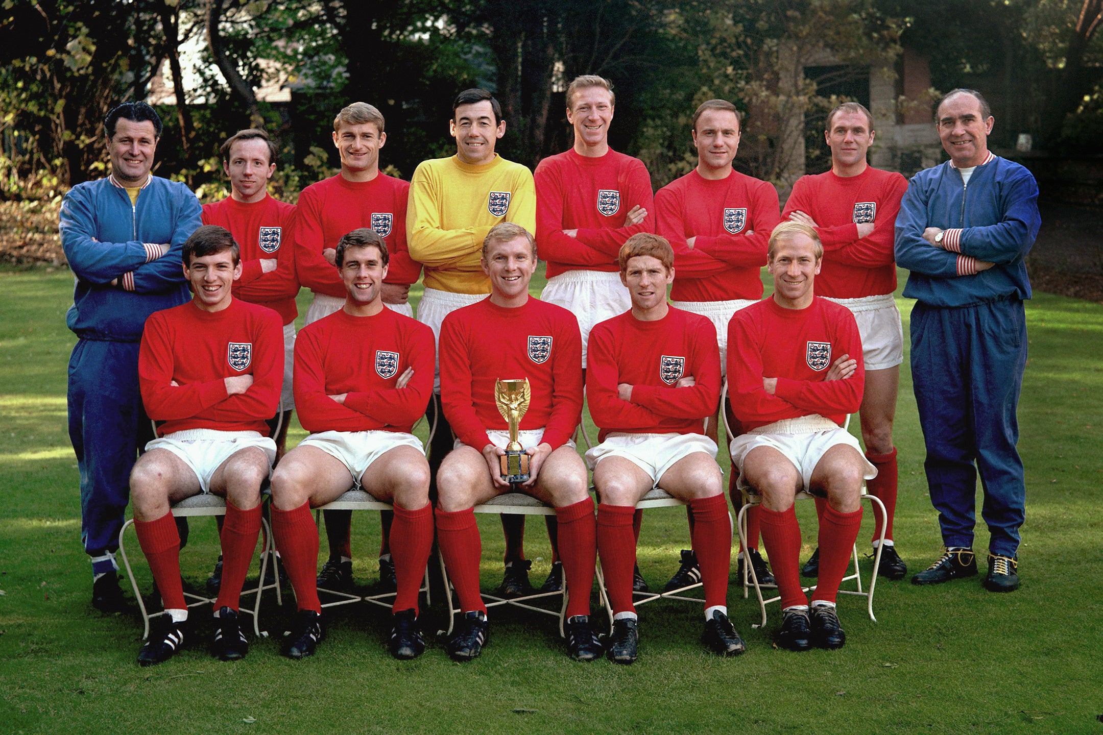 Cult Kits - 1966 England Away Shirt World Cup Winning