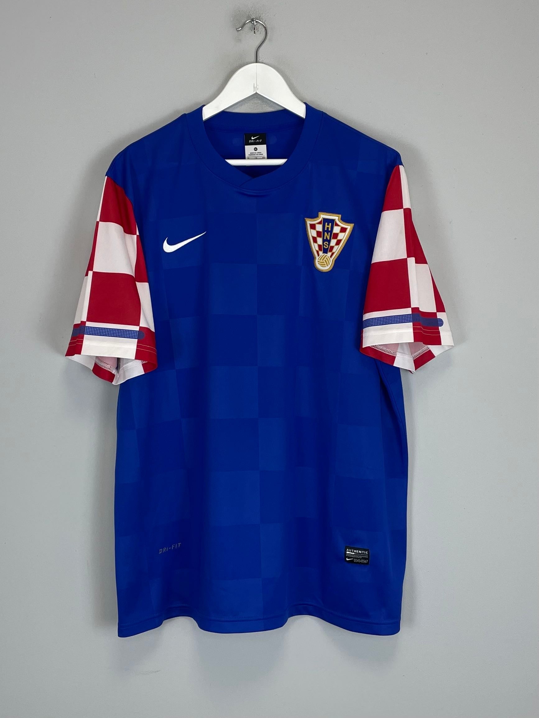 2010/12 CROATIA AWAY SHIRT (XL) NIKE