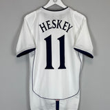 2001/03 ENGLAND HESKEY #11 HOME SHIRT (M) UMBRO