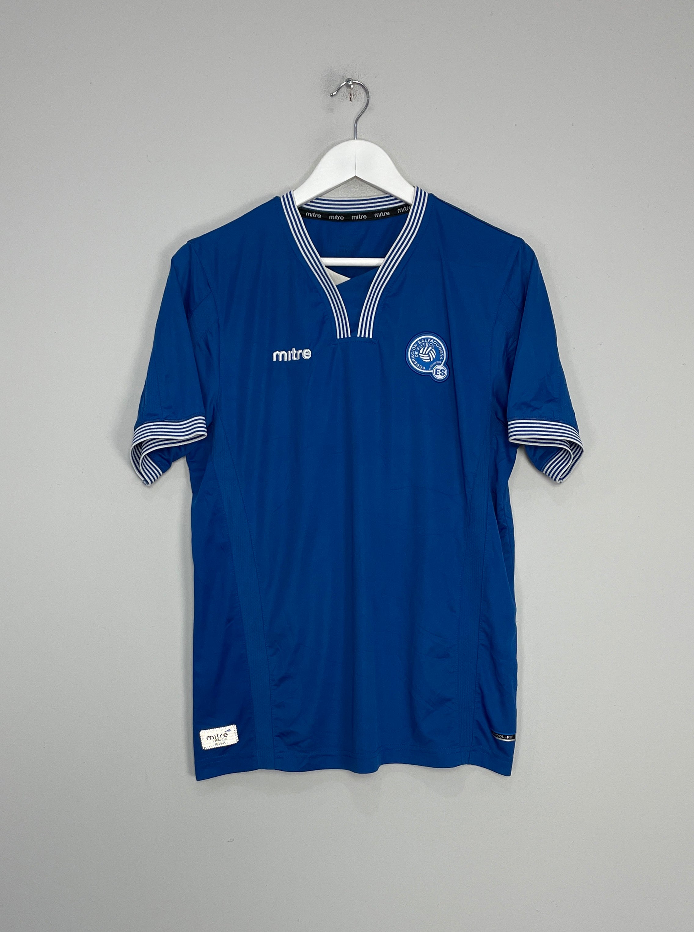 Image of the El Salvador shirt from the 2015/16 season