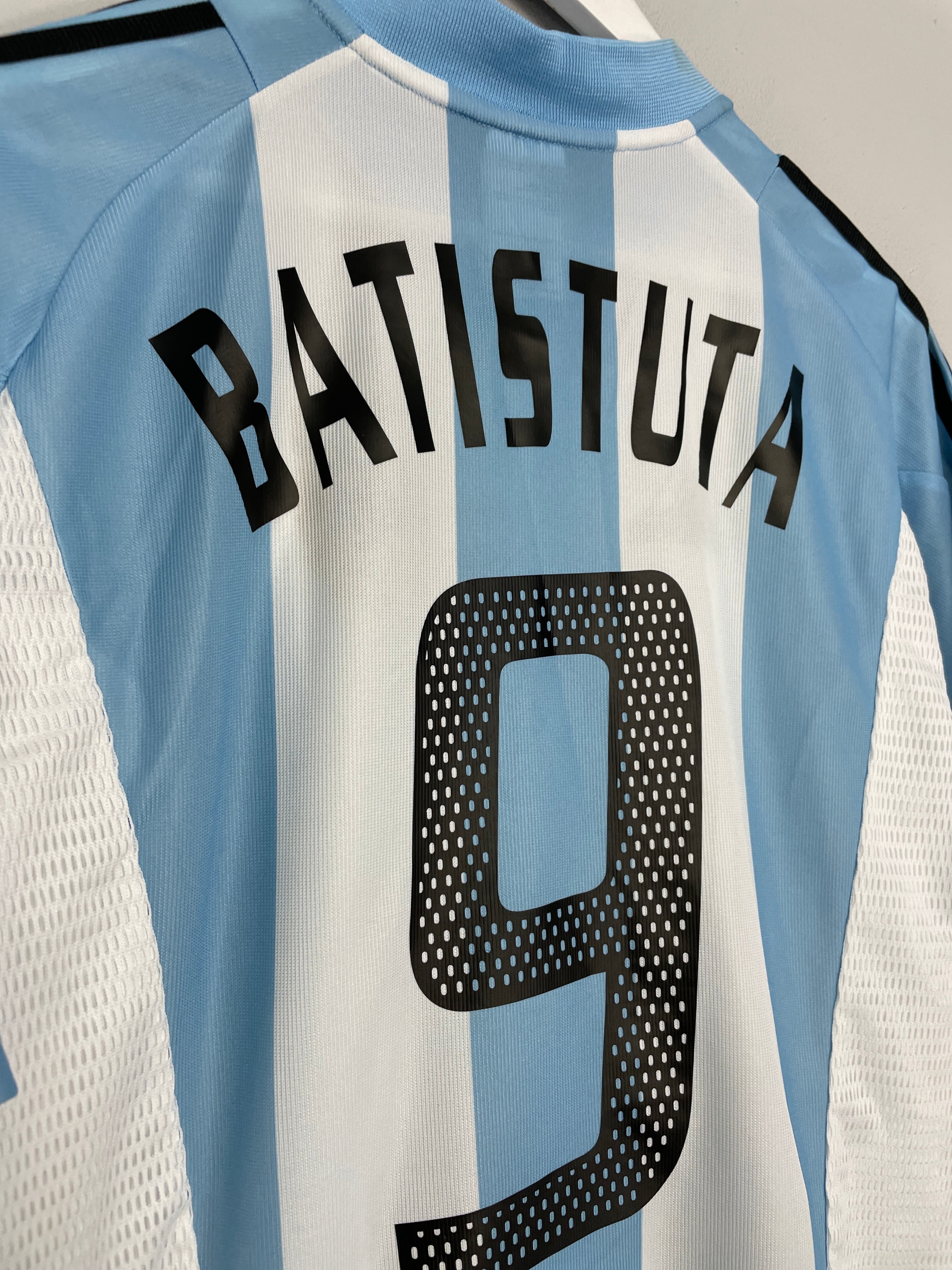 2002/04 ARGENTINA BATISTUTA #9 HOME SHIRT (L) ADIDAS