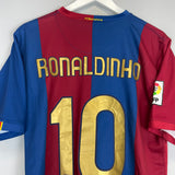 2006/07 BARCELONA RONALDINHO #10 HOME SHIRT (L) NIKE