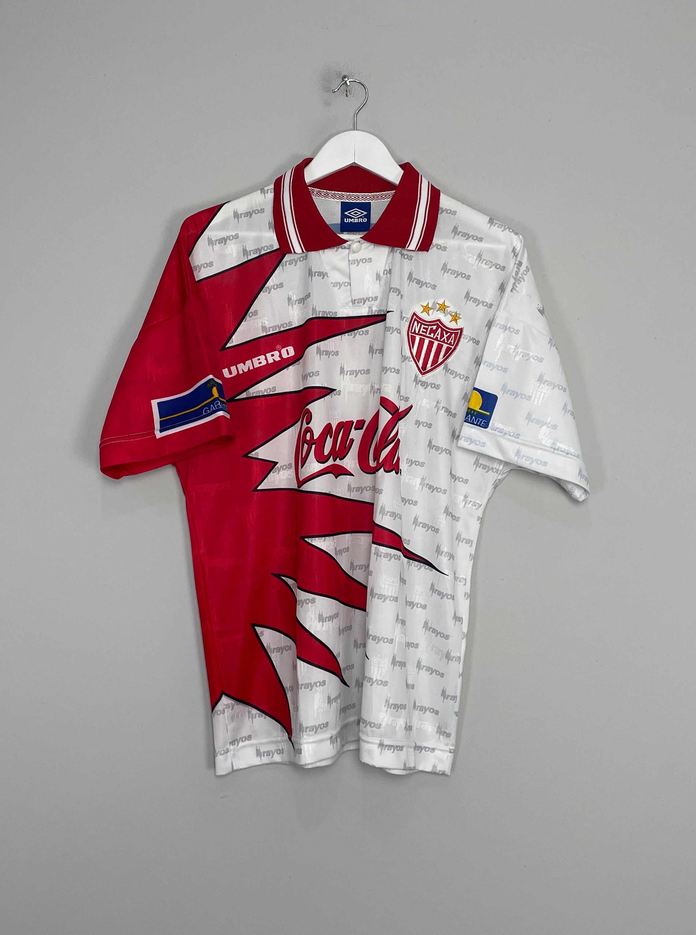 Image of the Necaxa shirt from the 1998/99 season