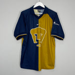 Image of the Unam Pumas shirt from the 2001/02 season