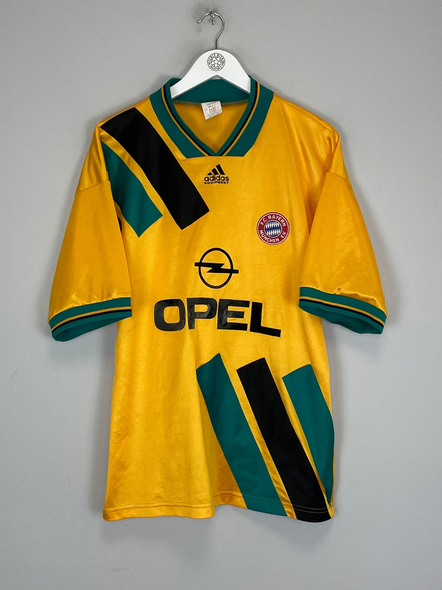 1993/95 BAYERN MUNICH AWAY SHIRT (L) ADIDAS