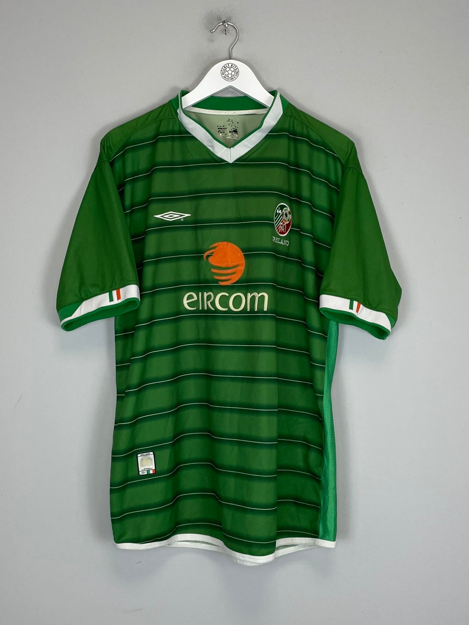 2003/04 IRELAND HOME SHIRT (L) UMBRO