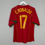 2004/06 PORTUGAL C.RONALDO #17 HOME SHIRT (M) NIKE