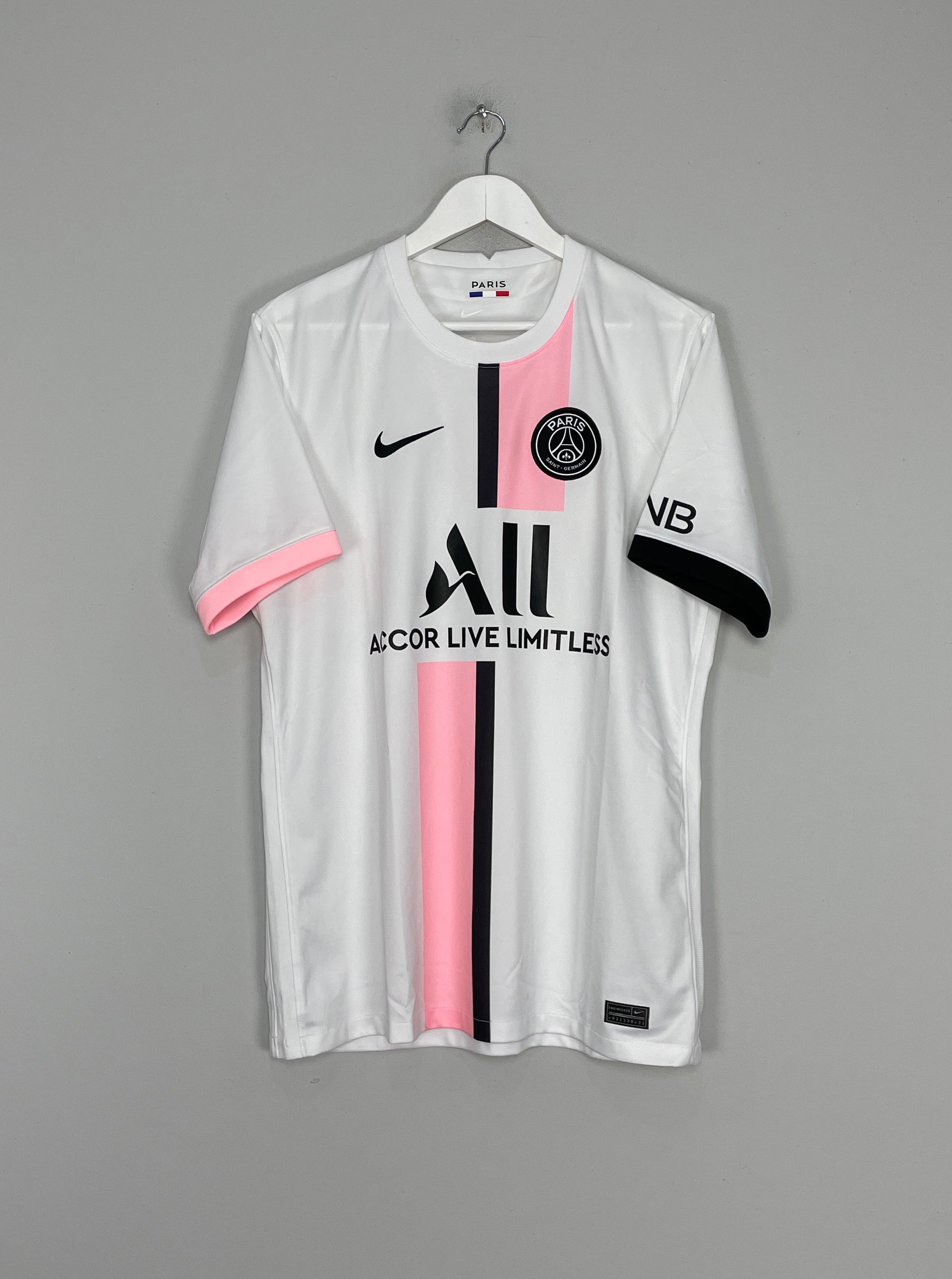 Paris Saint Germain Away Kit Pink/White