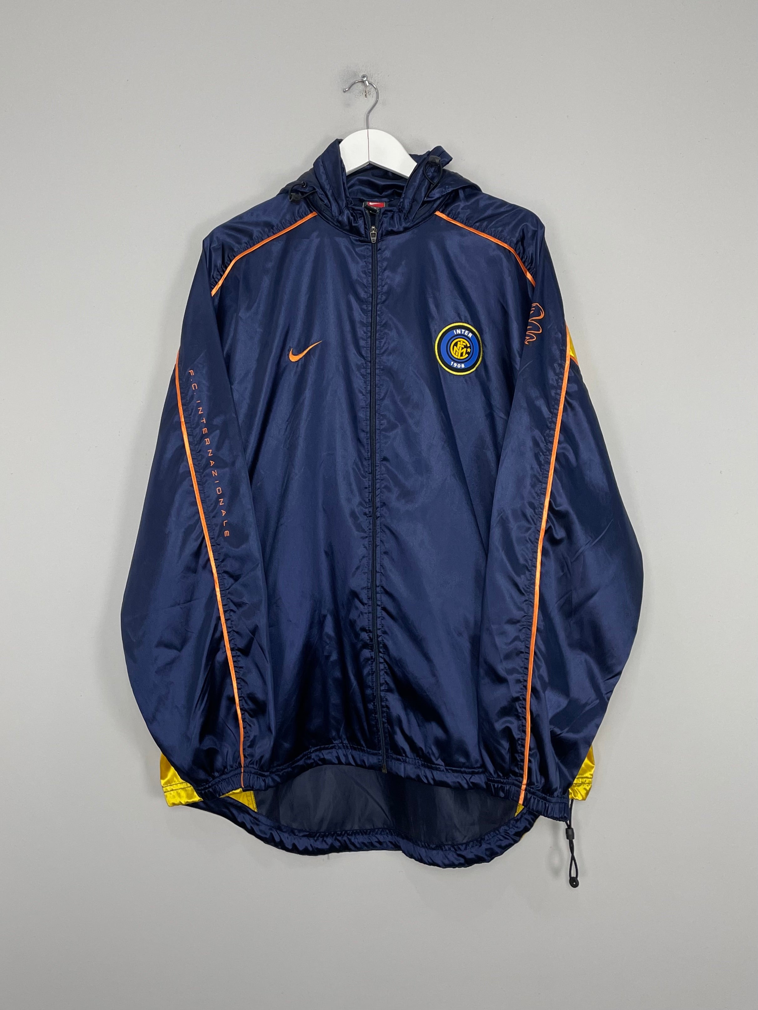 Image of the Inter Milan jacket from the 2003/04 season