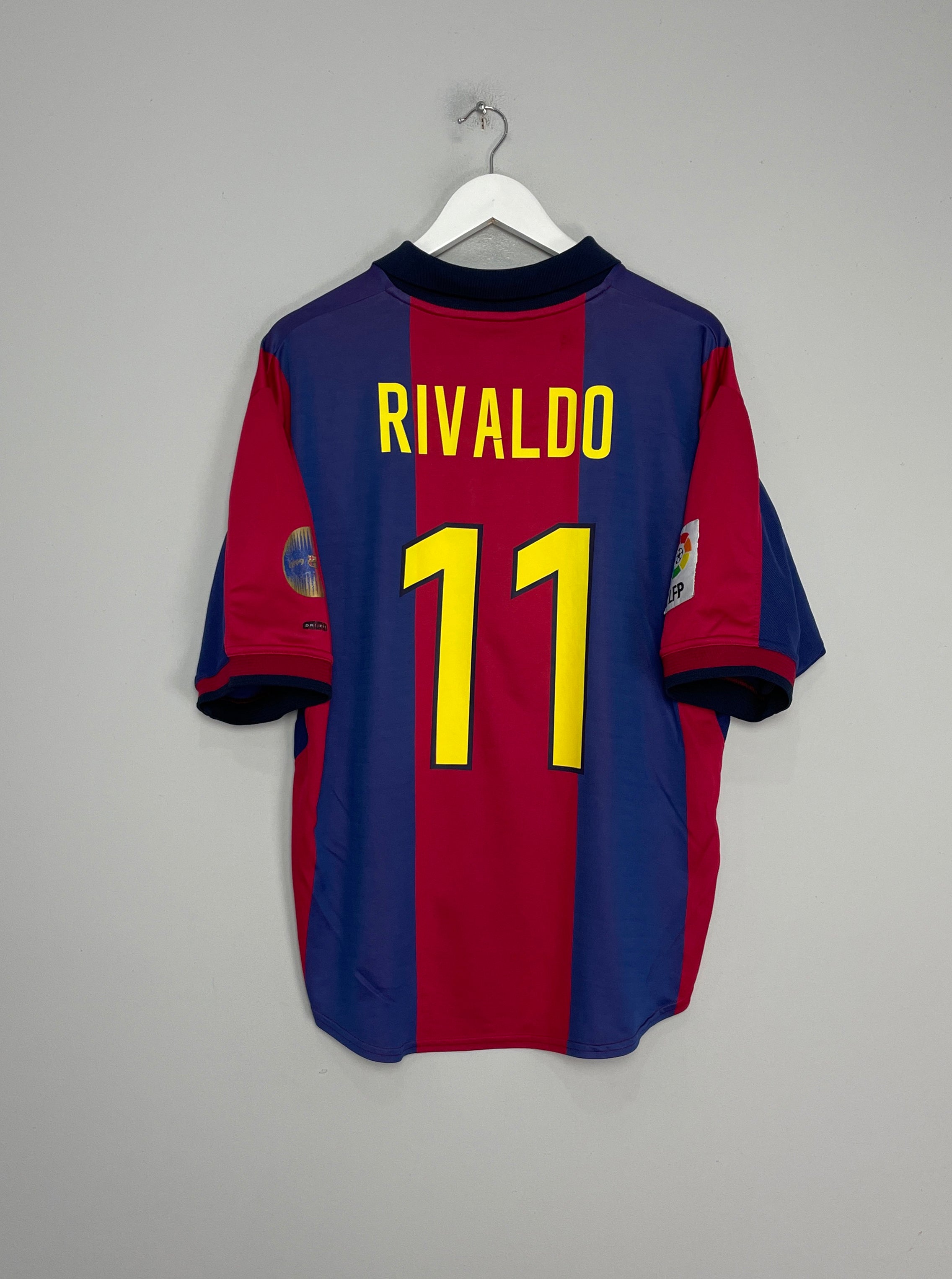 2000/01 BARCELONA RIVALDO #11 HOME SHIRT (L) NIKE