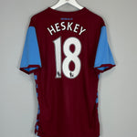 2010/11 ASTON VILLA HESKEY #18 HOME SHIRT (XL) NIKE