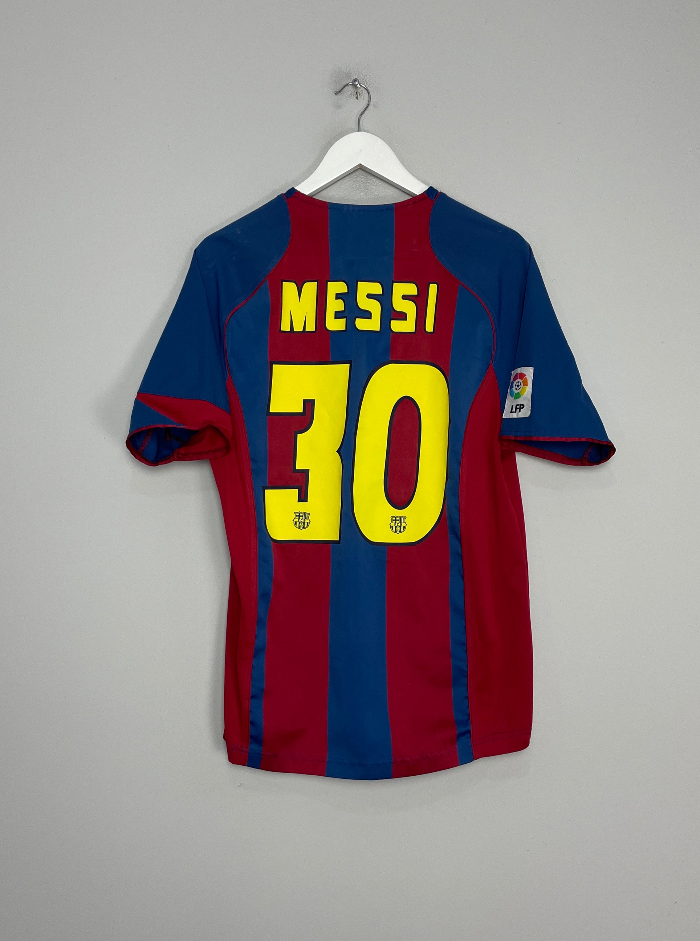 2004/05 BARCELONA MESSI #30 HOME SHIRT (M) NIKE