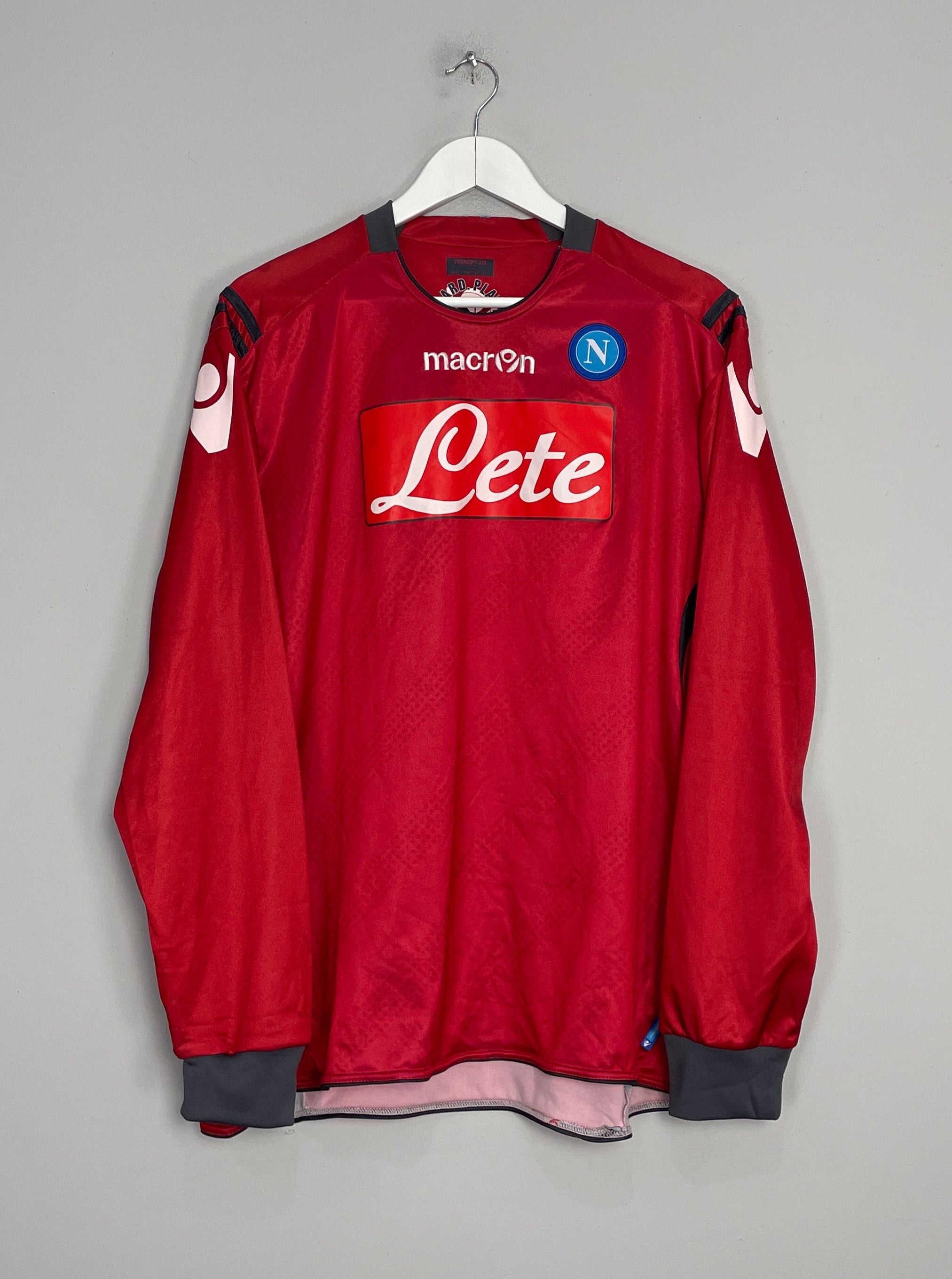 Image of the Napoli shirt from the 2010/11 season