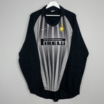 Image of the Inter Milan gk shirt from the 1998/99 season