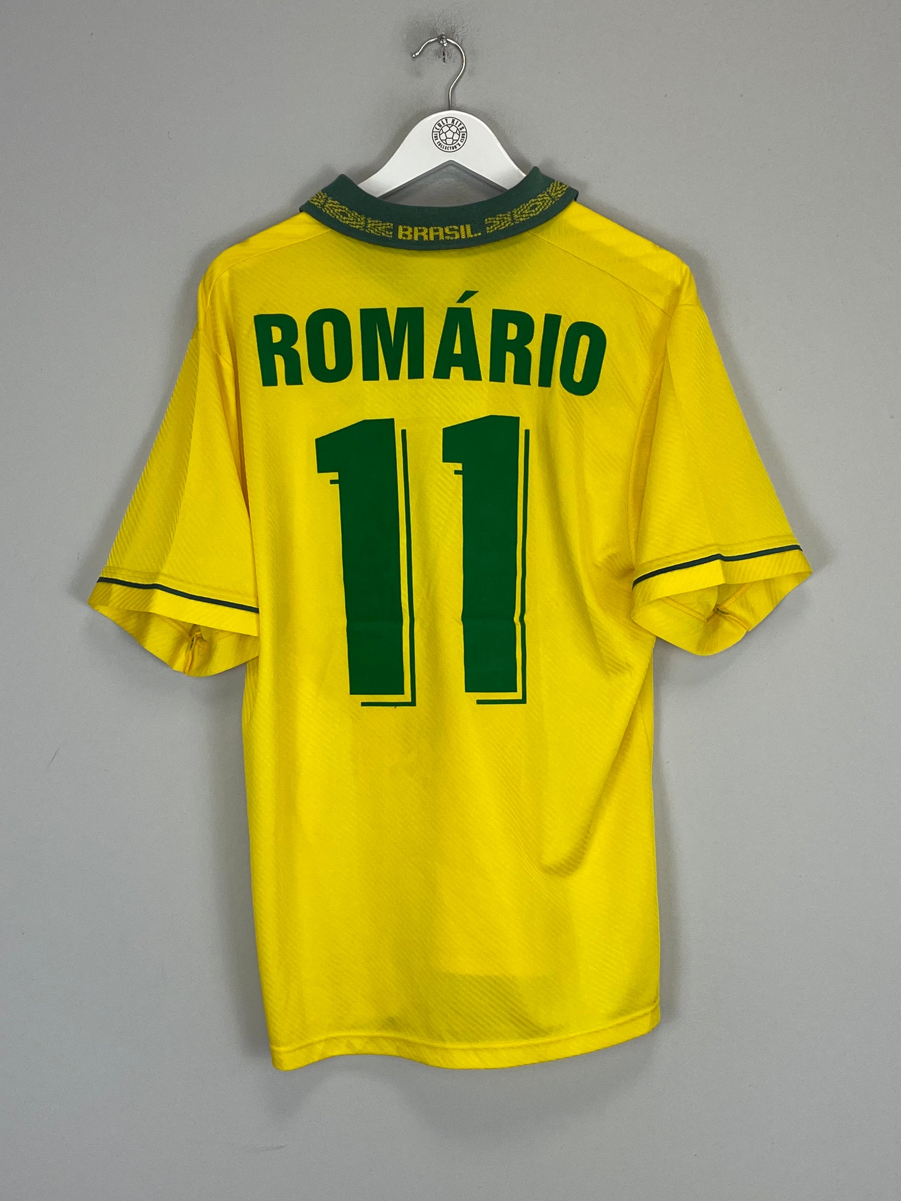 1994 BRAZIL ROMARIO #11 HOME SHIRT (L) UMBRO