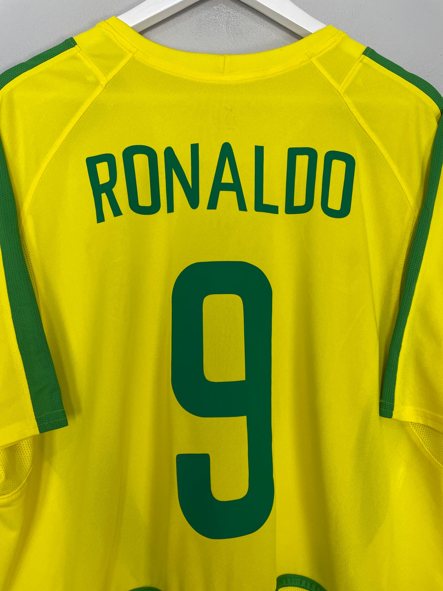 2002/04 BRAZIL RONALDO #9 HOME SHIRT (XL) NIKE