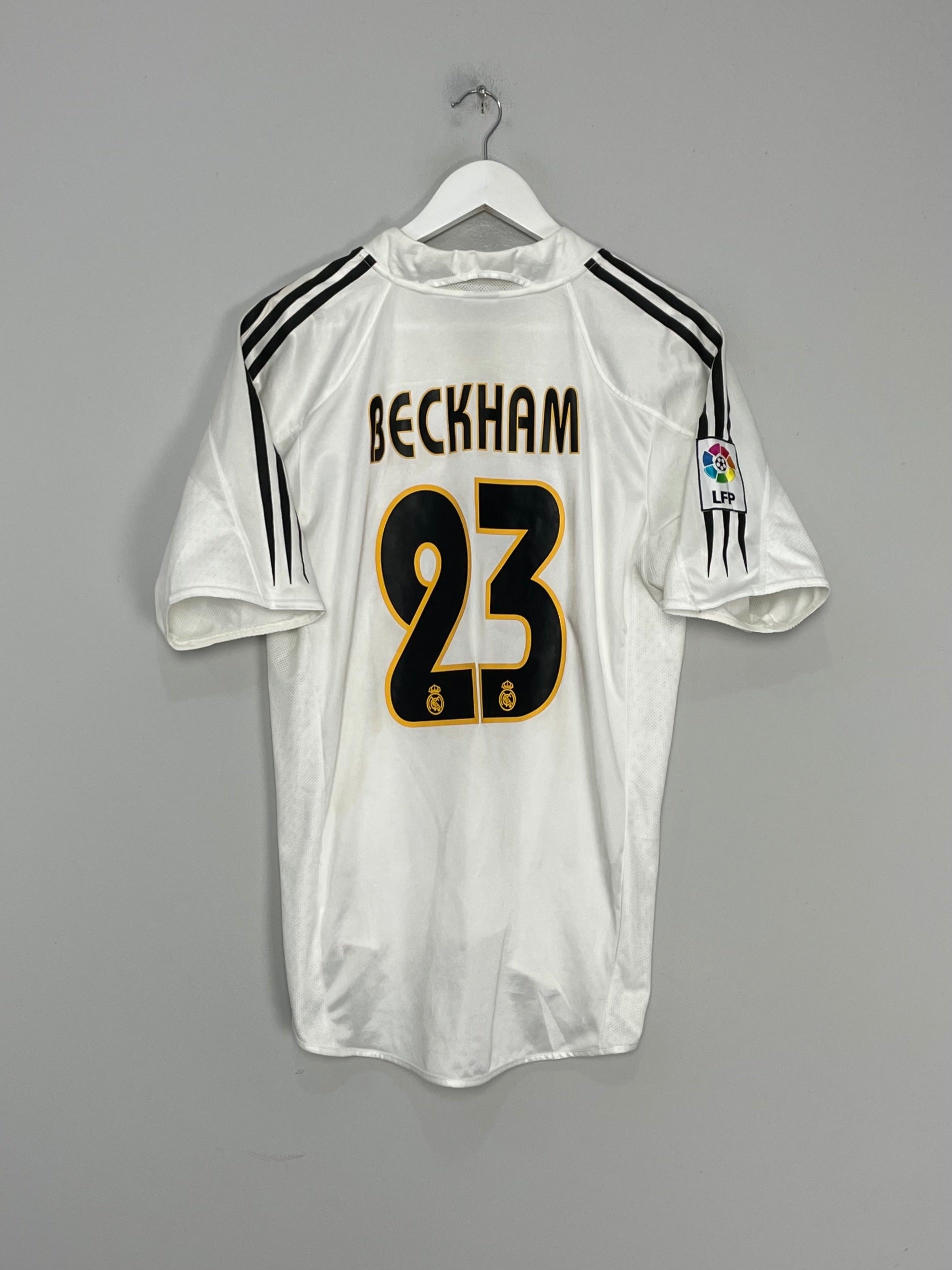 2004/05 REAL MADRID BECKHAM #23 HOME SHIRT (M) ADIDAS