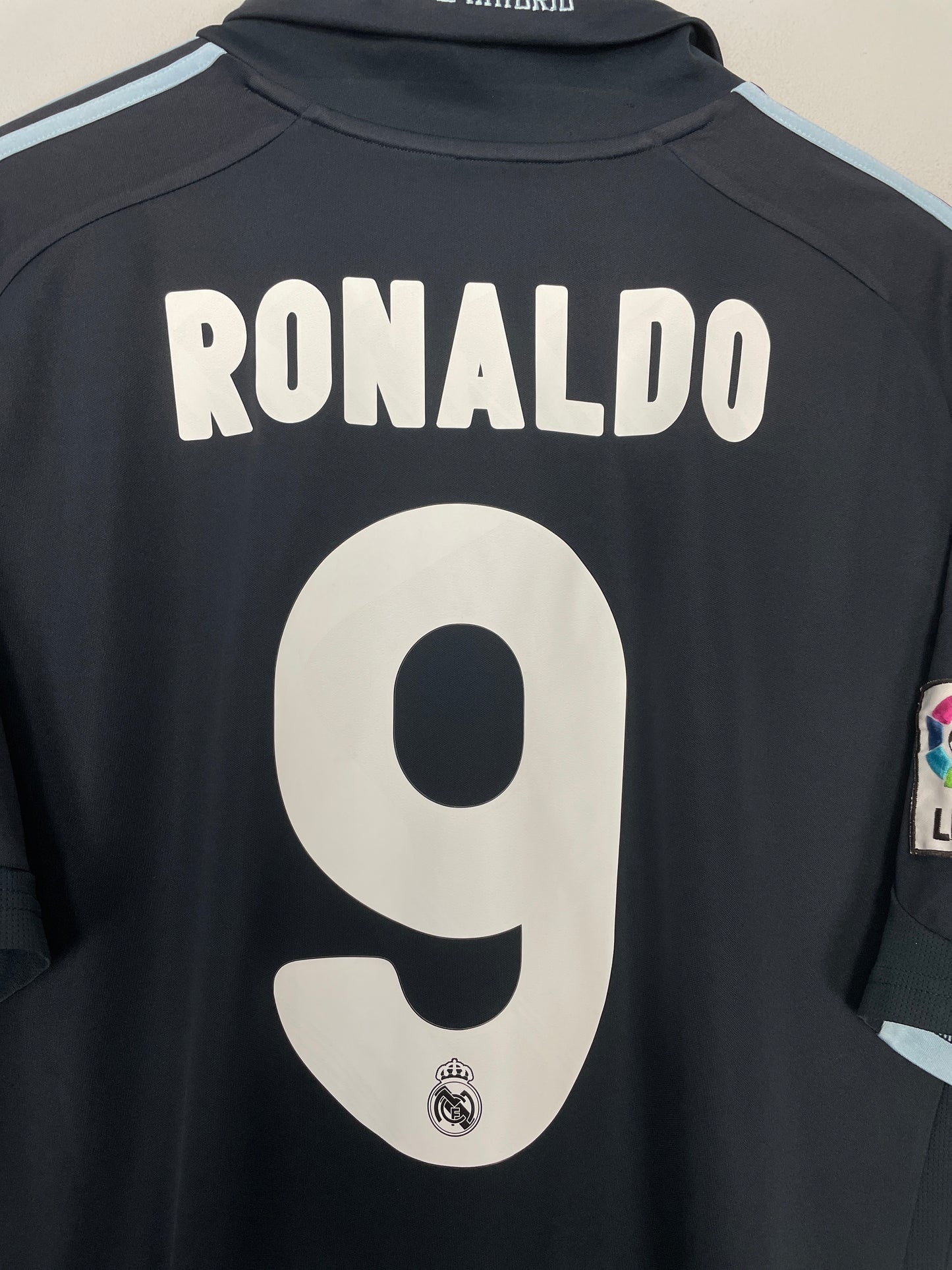 2009/10 REAL MADRID RONALDO #9 AWAY SHIRT (XL) ADIDAS