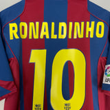 2004/05 BARCELONA RONALDINHO #10 HOME SHIRT (M) NIKE