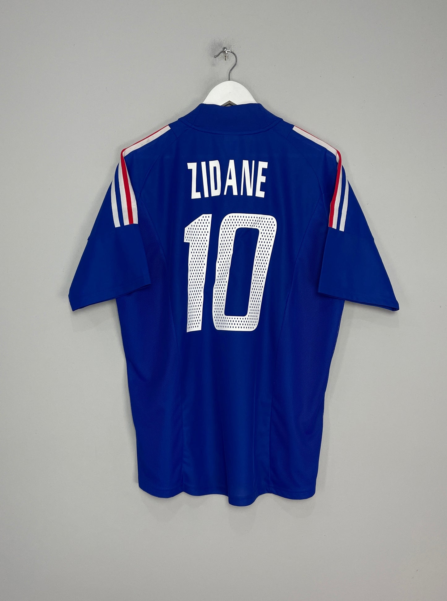 CULT KITS - 2002/04 FRANCE ZIDANE #10 HOME SHIRT (L) ADIDAS – Cult Kits