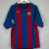 2004/05 BARCELONA RONALDINHO #10 HOME SHIRT (XL) NIKE