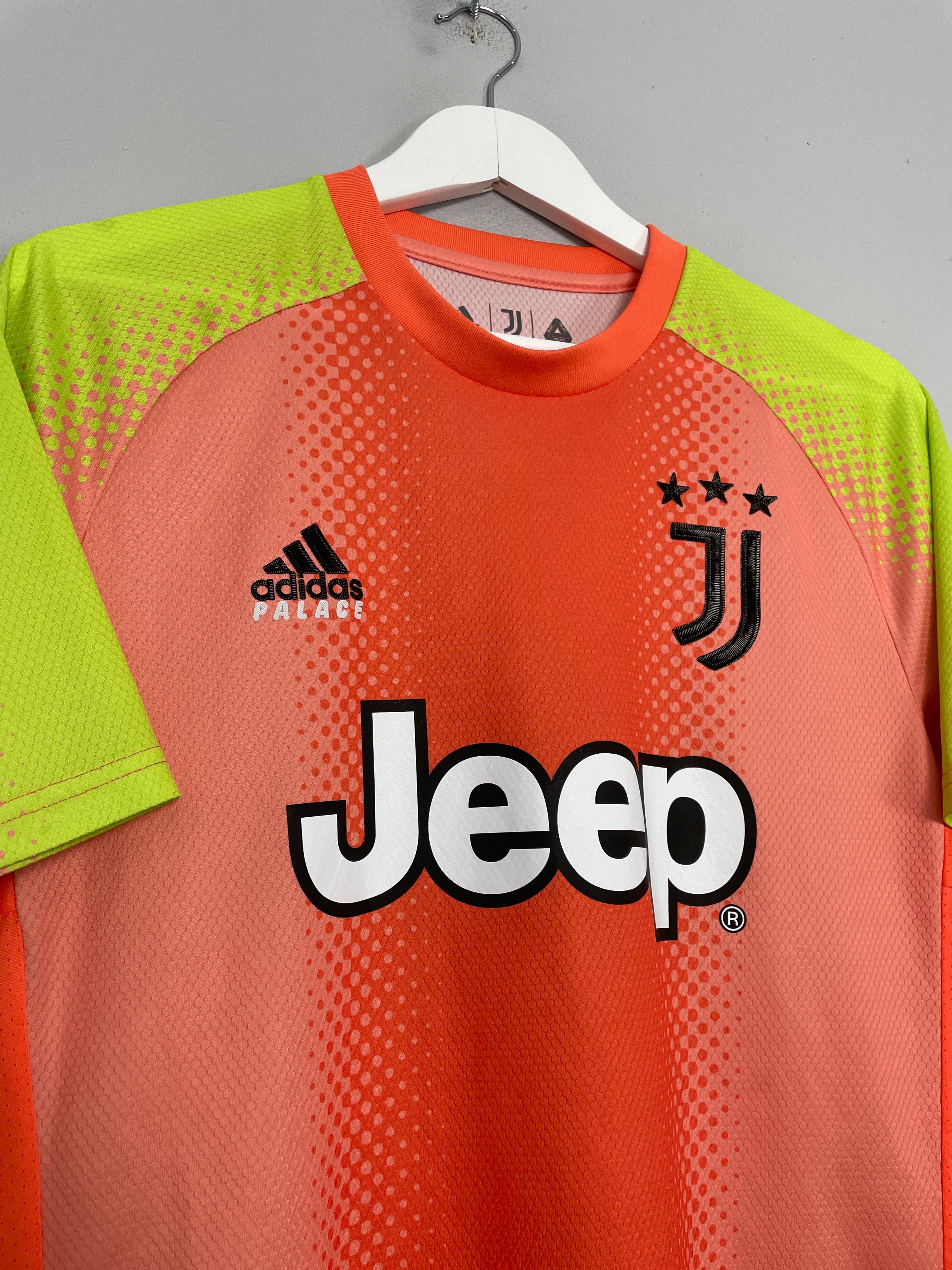 Juventus palace hot sale goalkeeper jersey