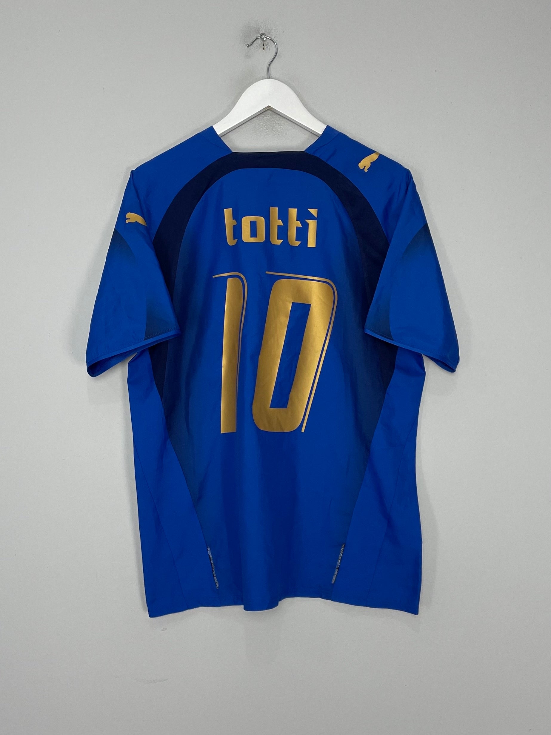 2006 ITALY TOTTI #10 HOME SHIRT (M) PUMA