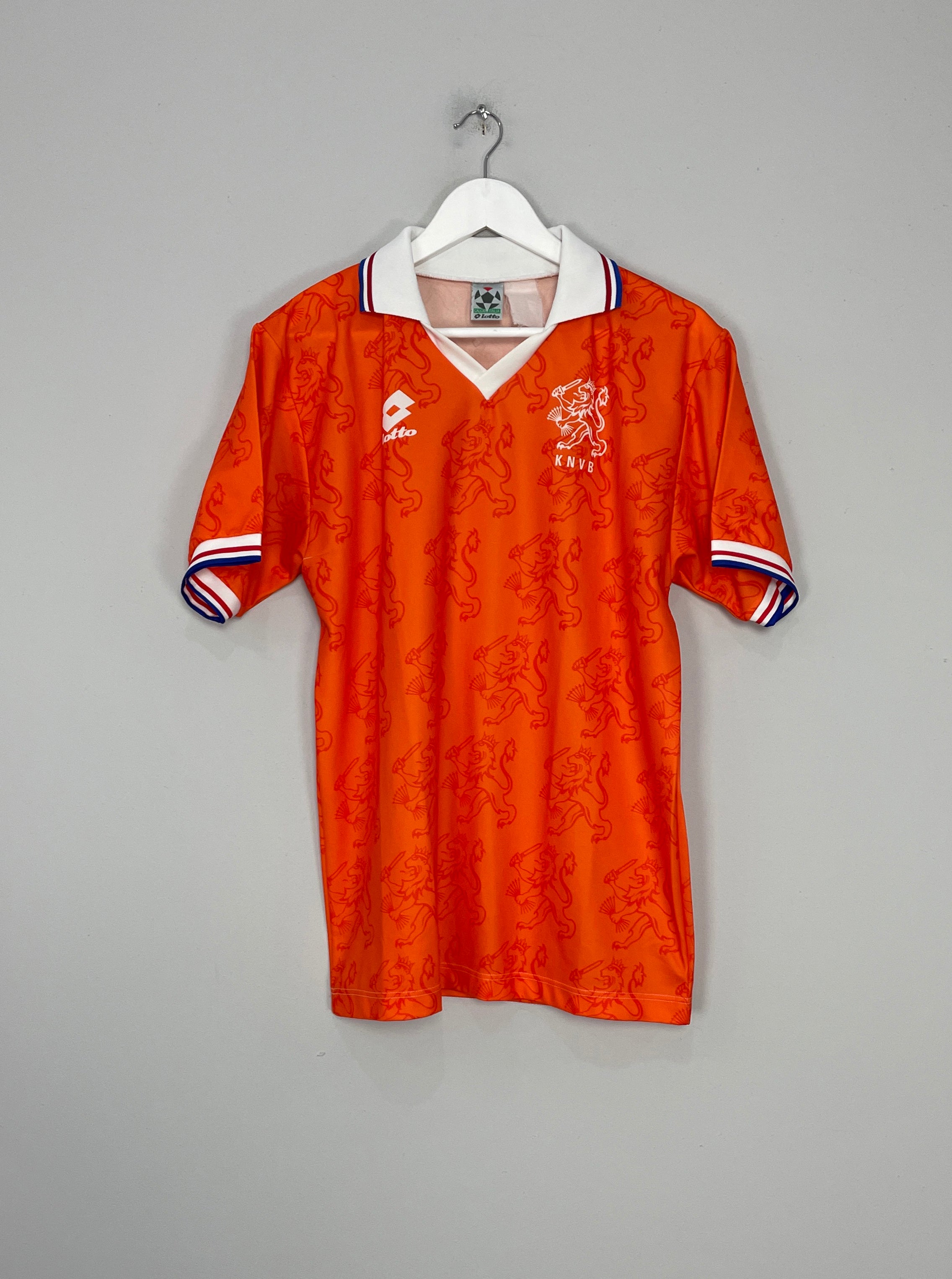 Image of the Netherlands shirt from the 1994 season