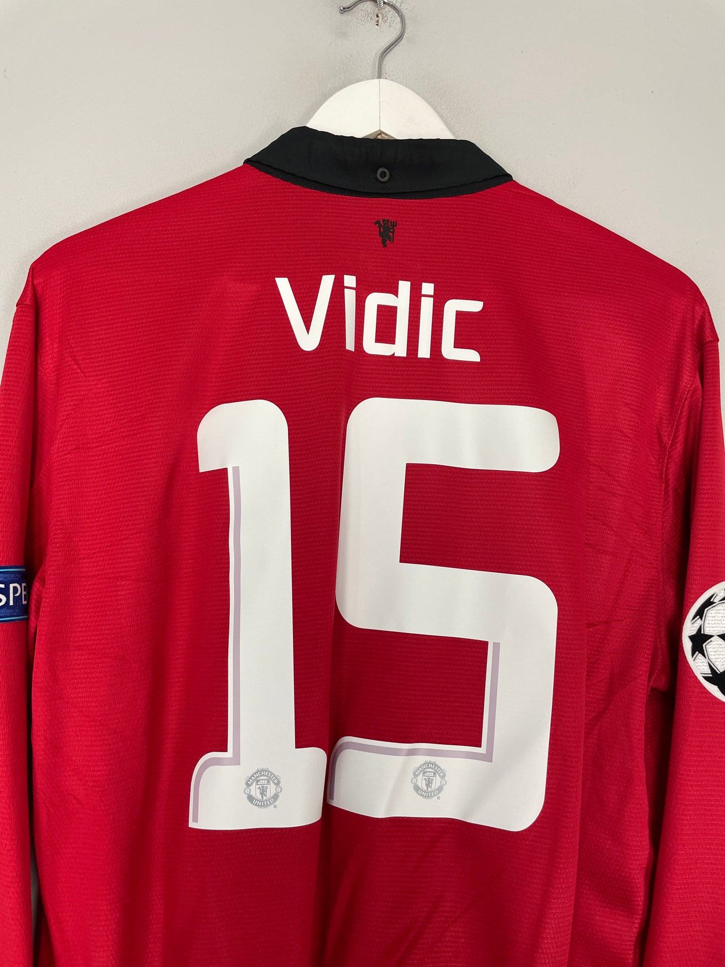 2013/14 MANCHESTER UNITED VIDIC #15 L/S C/L HOME SHIRT (XL) NIKE