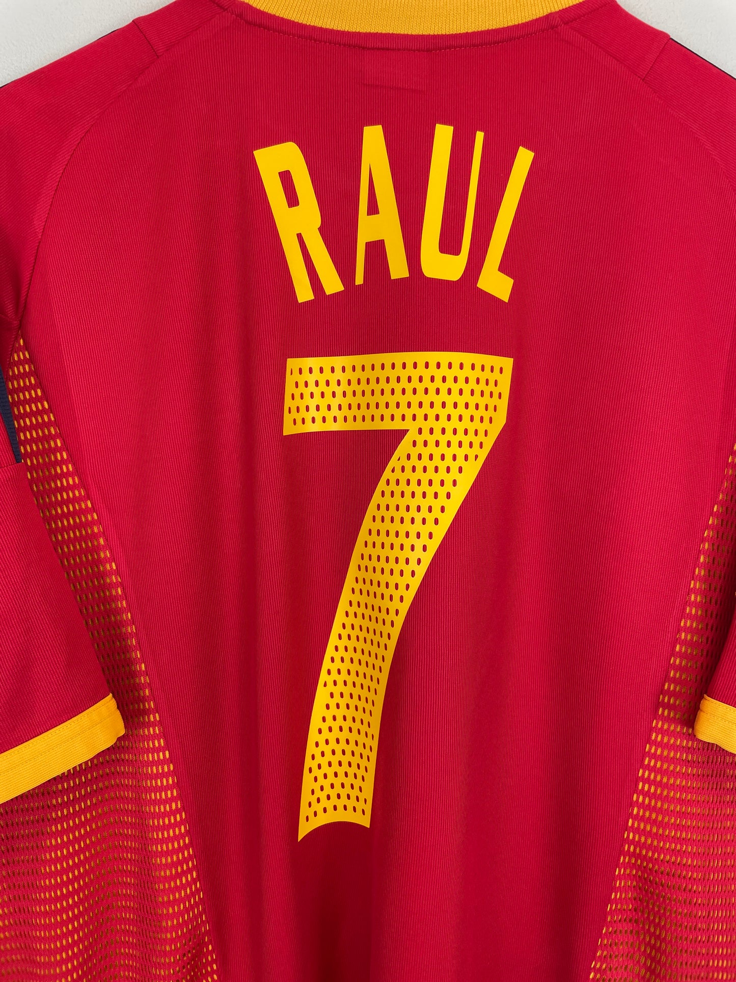 2002/04 SPAIN RAUL #7 HOME SHIRT (L) ADIDAS