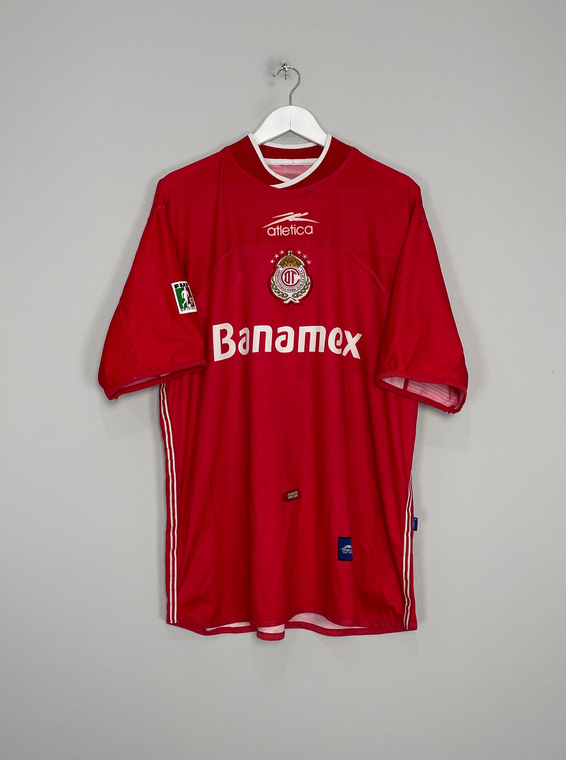 Image of the Toluca shirt from the 2000/01 season