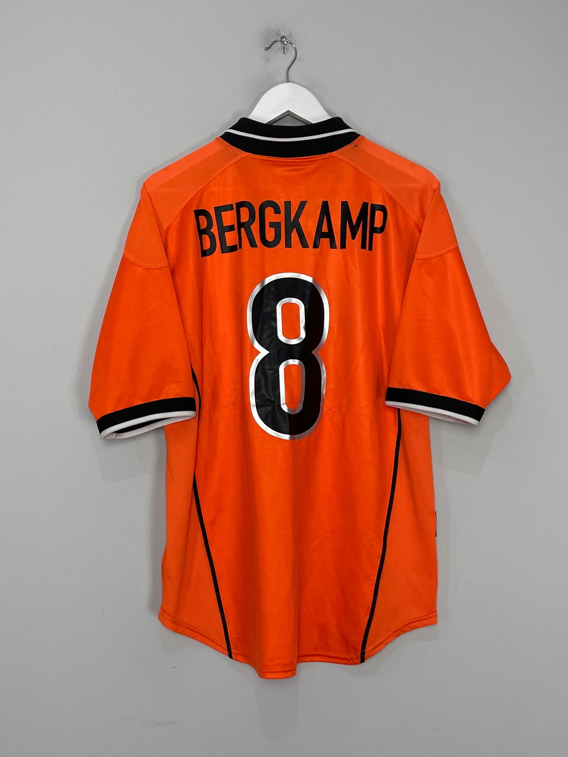 1998/00 NETHERLANDS BERGKAMP #8 HOME SHIRT (L) NIKE