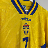 1994/95 SWEDEN LARSSON #7 HOME SHIRT (L) ADIDAS