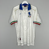 Image of the Italy shirt from the 1995/96 season