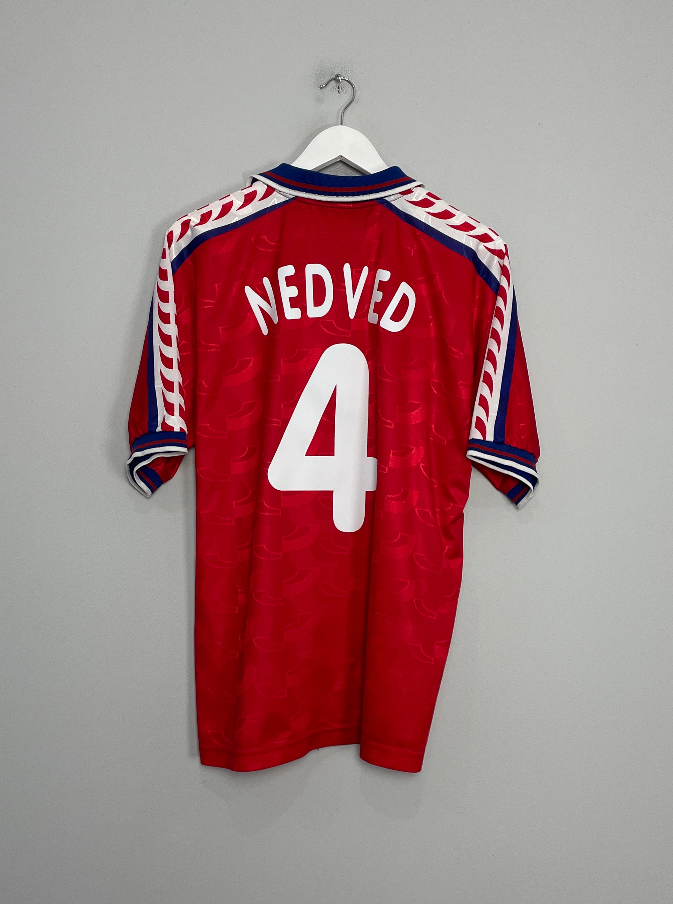 1996/98 CZECH REPUBLIC NEDVED #4 HOME SHIRT (L) PUMA