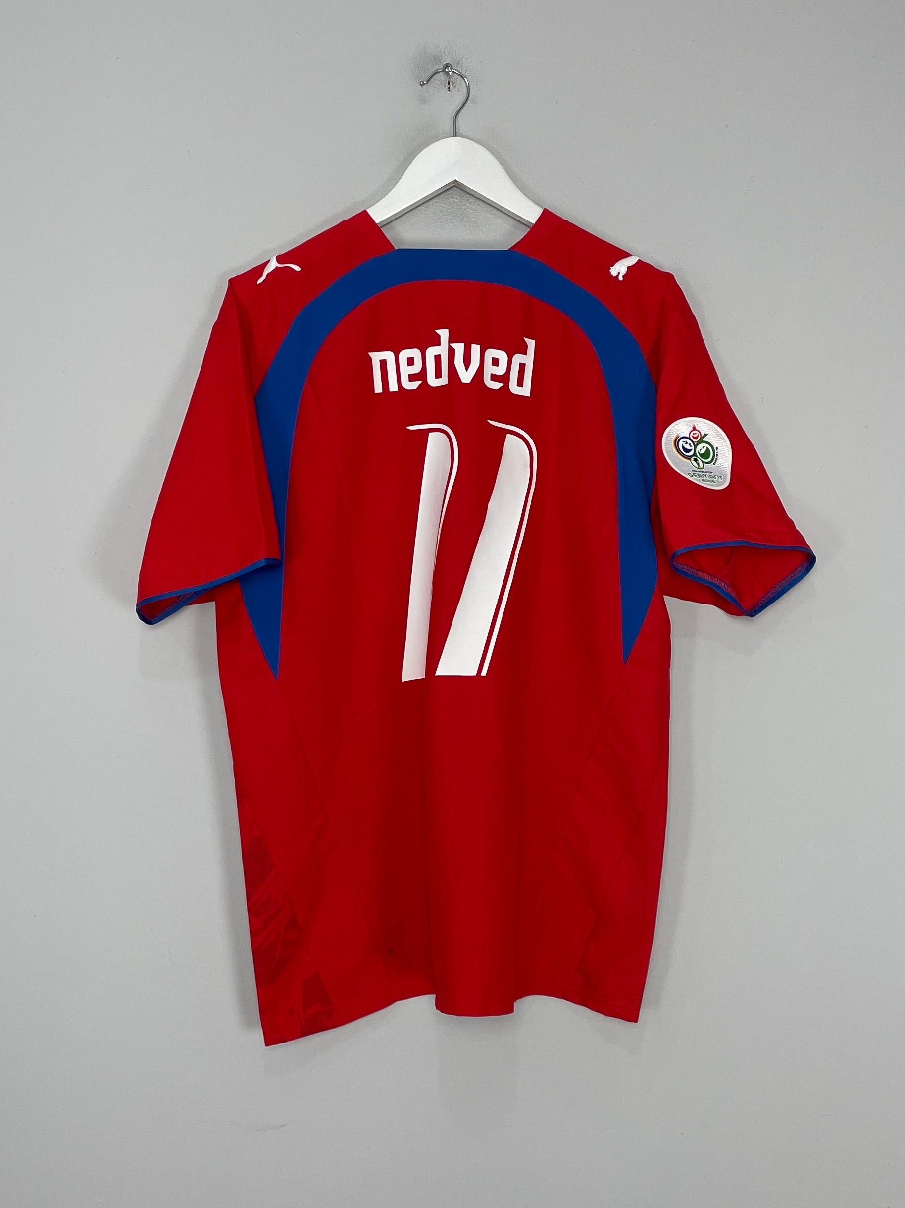 2006/07 CZECH REPUBLIC NEDVED #11 HOME SHIRT (L) PUMA