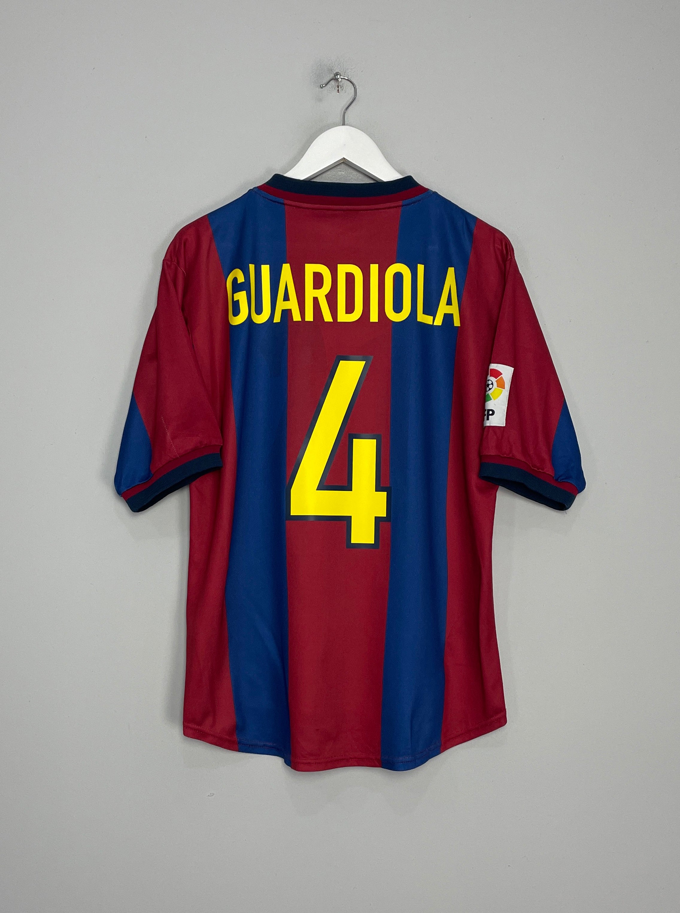 1998/00 BARCELONA GUARDIOLA #4 HOME SHIRT (M) NIKE