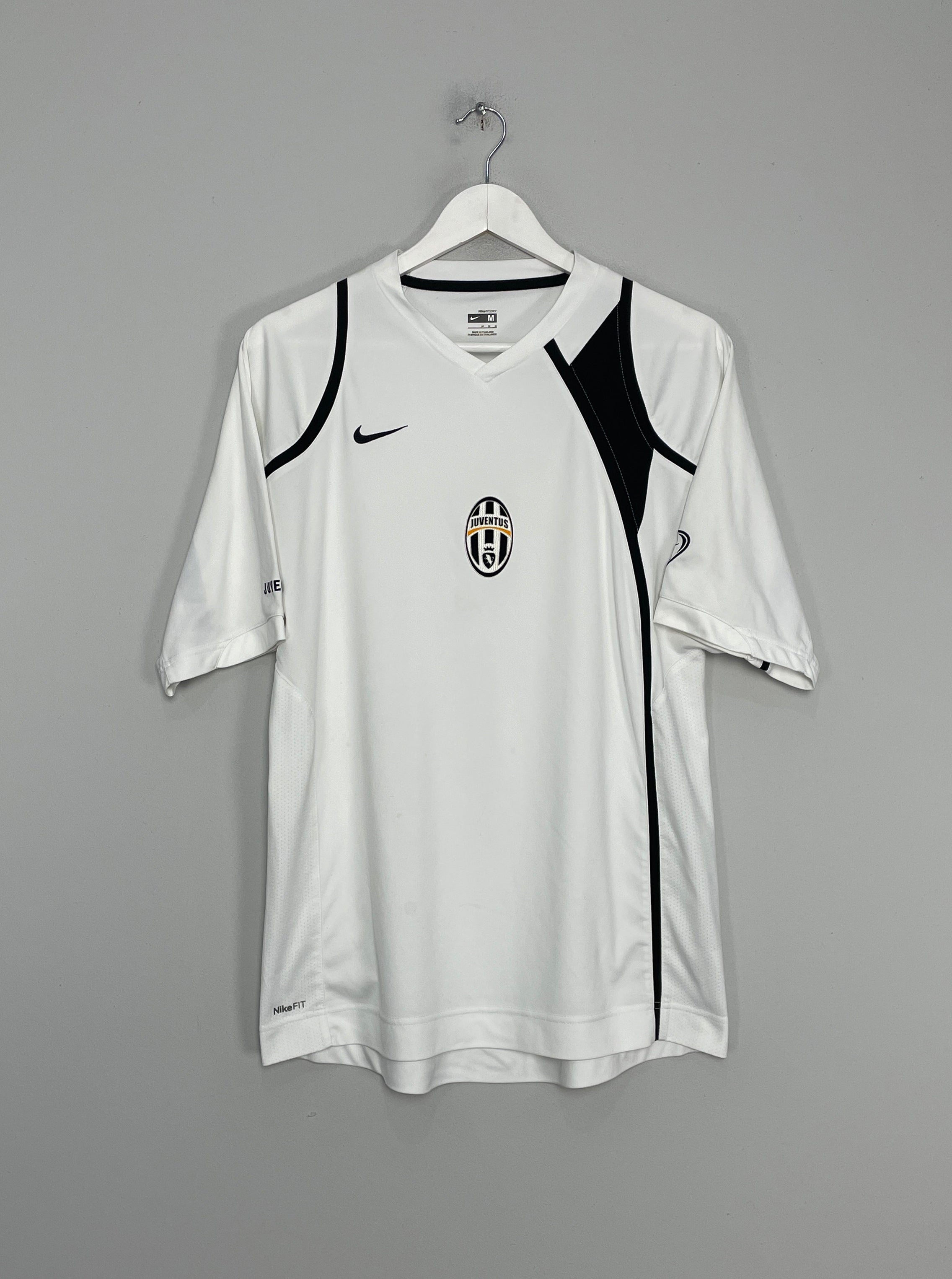 2005/06 JUVENTUS TRAINING SHIRT (M) NIKE