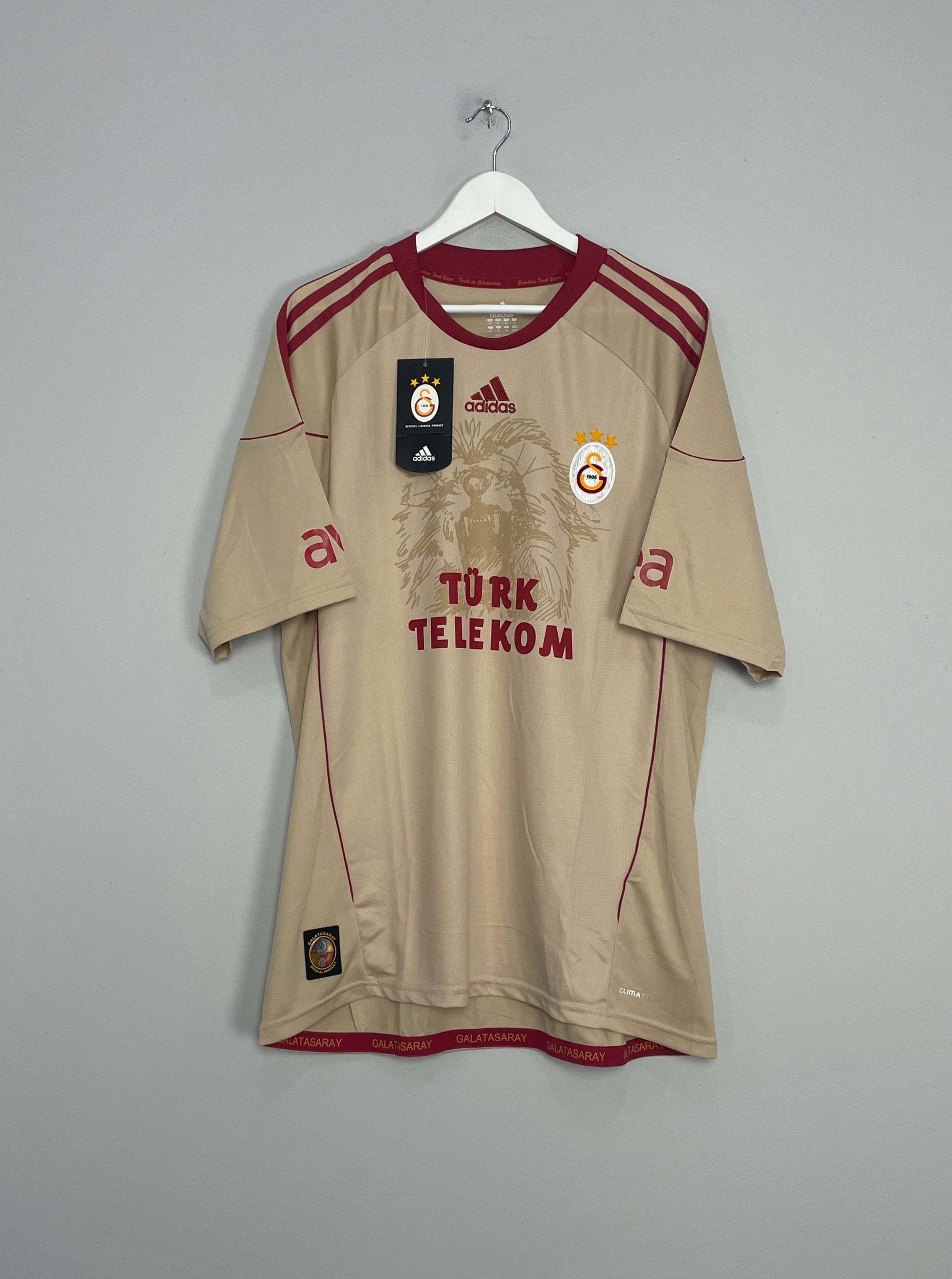 Image of the Galatasaray shirt from the 2010/11 season