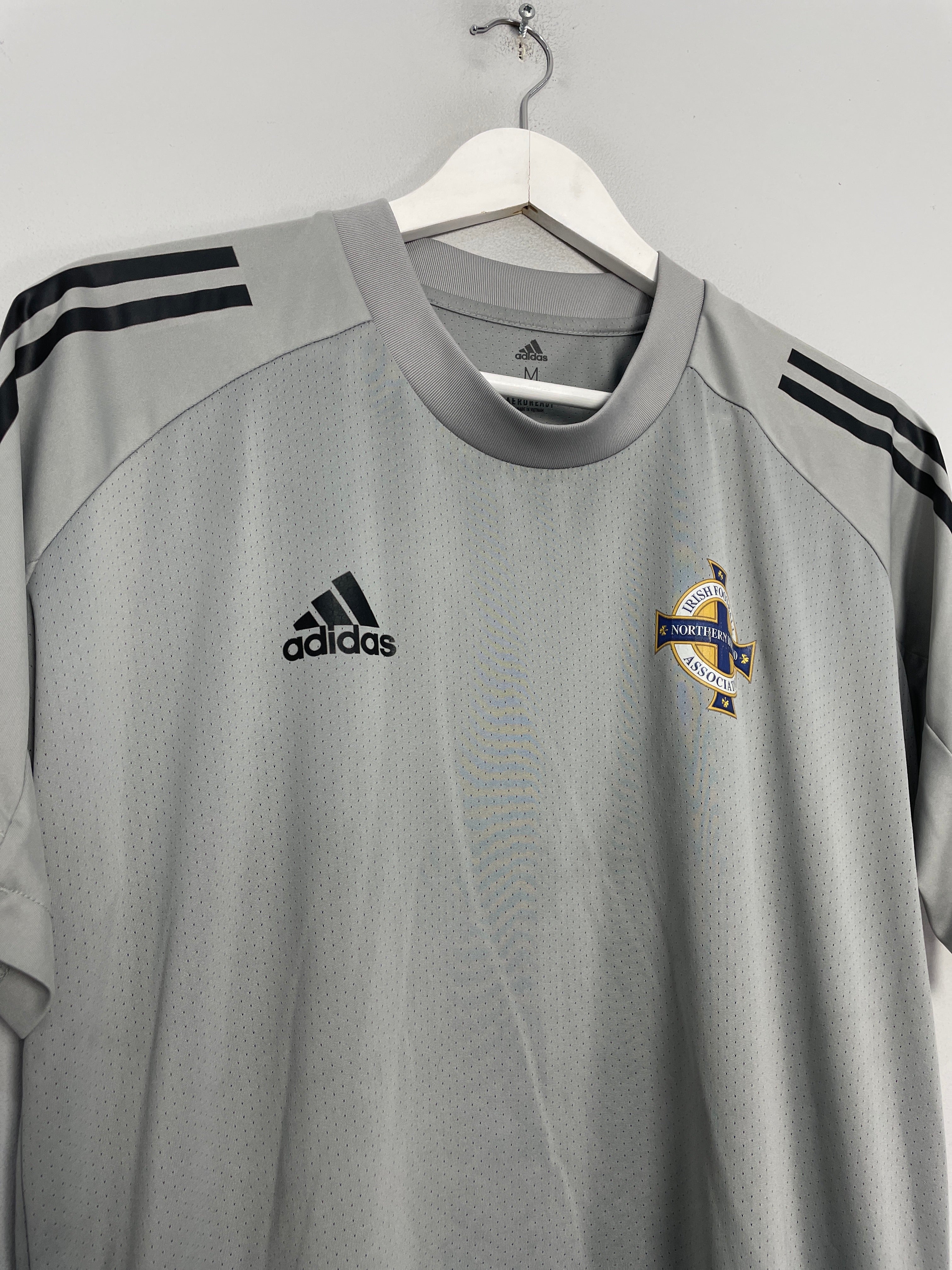 2019/20 NORTHERN IRELAND TRAINING SHIRT (M) ADIDAS