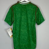 1994 MEXICO *BNWT* HOME SHIRT (M) UMBRO