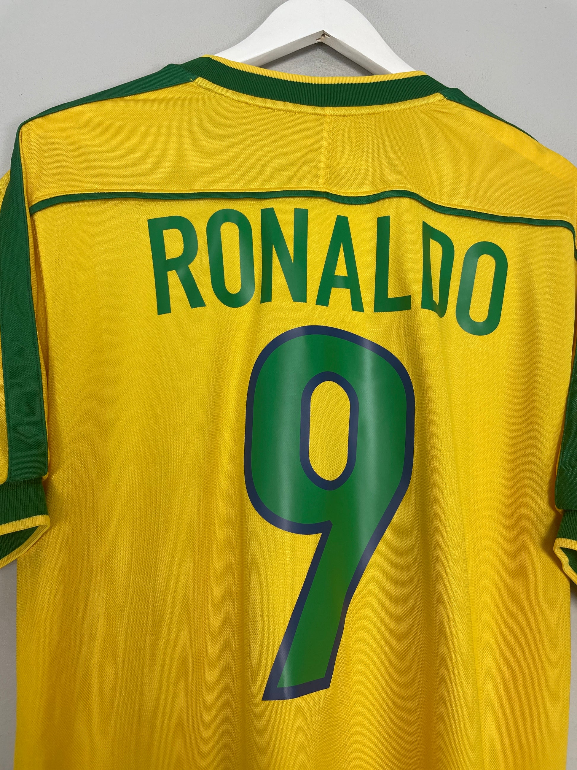 1998-00 Brazil home jersey (#9 RONALDO) - L