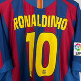 2005/06 BARCELONA RONALDINHO #10 HOME SHIRT (XL) NIKE